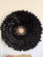 JUJUHAT “CLASSIC BLACK” – Plumes noires naturelles & cœur en coquillages cauris