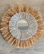 DUO PARFAIT – Juju Hat mural en plumes naturelles 65 cm + miroir raphia 55 cm – Déco ethnique chic bohème – Fait main