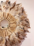 Juju Hat “Indian Summer” – décoration murale en plumes naturelles, raphia et miroir au choix