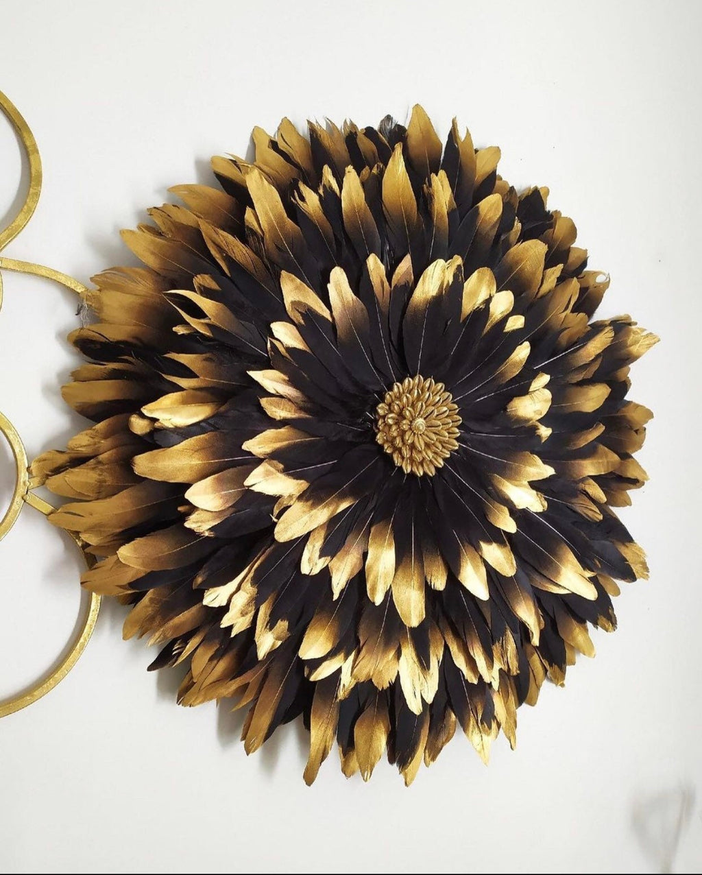 JUJUHAT "BLACK SHIELD" noir et or + coquillages cauris or