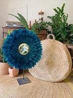 Juju Hat LE BLEU ÉGYPTIEN – Décoration murale en plumes bleues avec miroir doré – Bohème chic