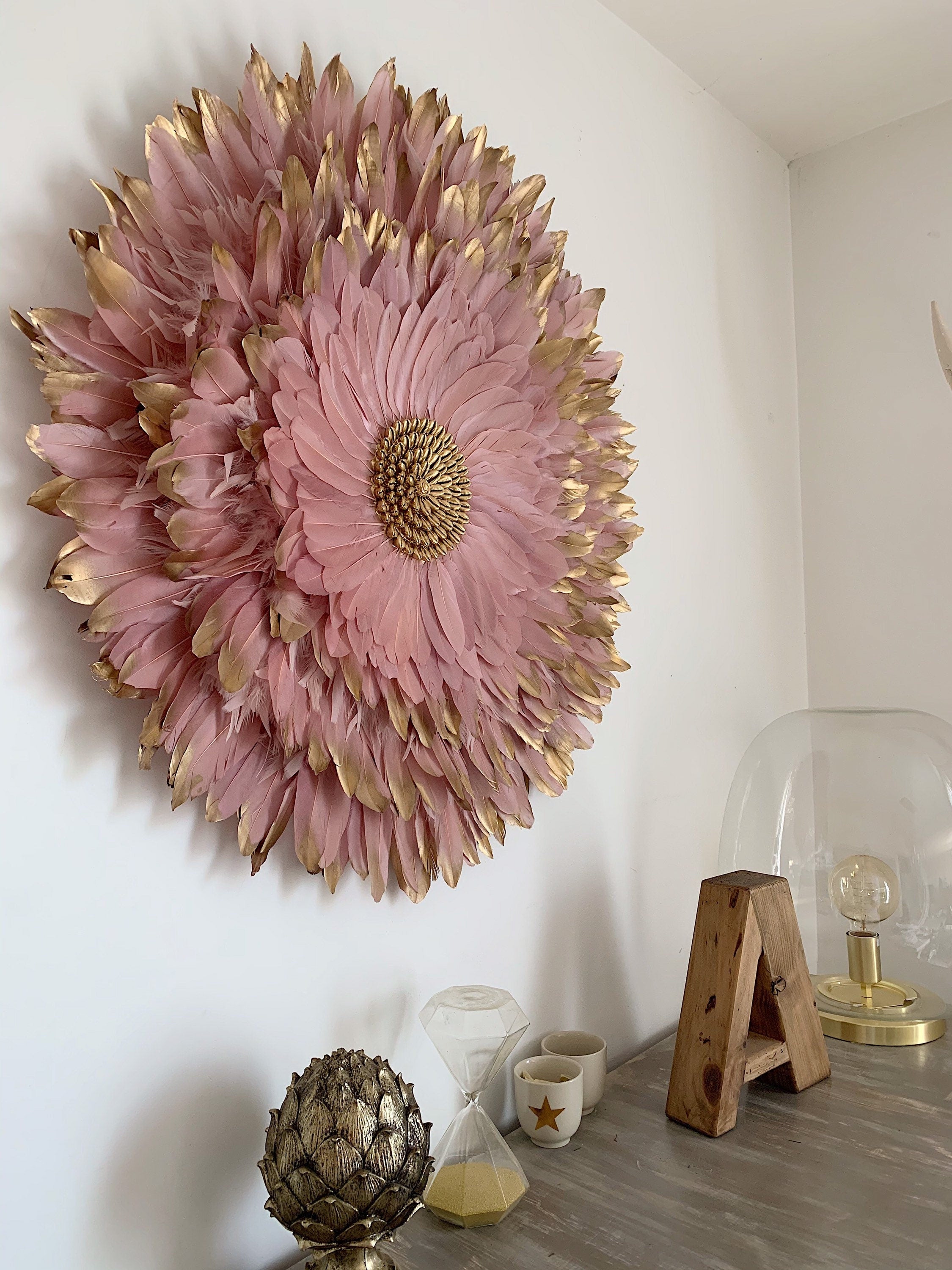 JUJUHAT « PINK PLATINE » plumes roses et dorées + coquillages cauris dorés
