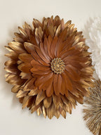 Trio mural GOLDEN CHOCOLAT – Déco murale bohème chic | Juju Hats plumes chocolat & blanc + miroir raphia doré