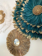 TRIO « GOLDEN BLUE » jujuhats blanc et bleu + miroir en raphia doré
