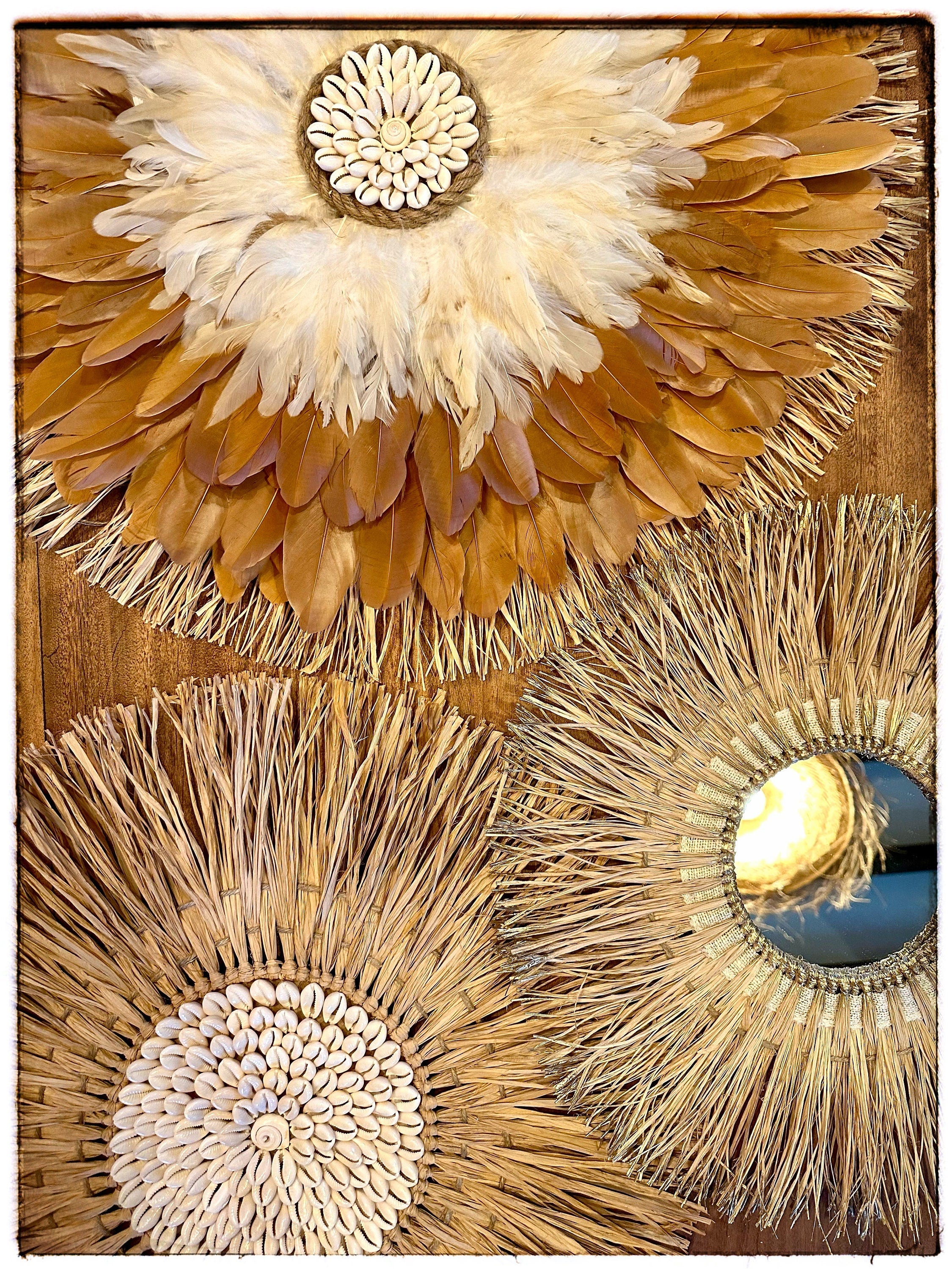 Le Trio Jade – Composition murale ethnique en plumes naturelles – Juju Hats faits main décoration mur bohème