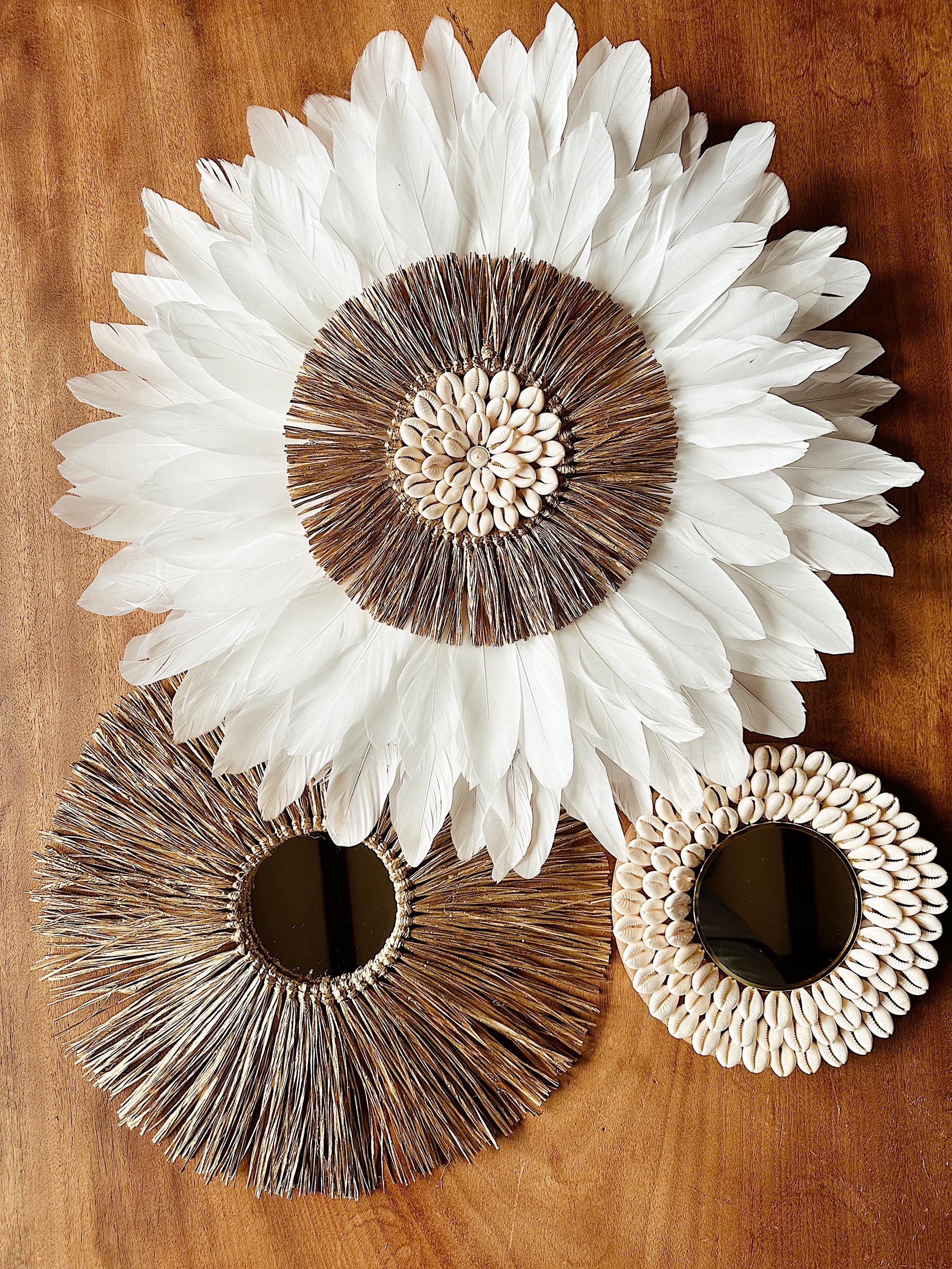 Trio LOVE – Juju Hat blanc, miroir en raphia doré et miroir coquillages naturels