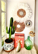 Trio de Sarah – Juju Hat blanc, miroir en raphia naturel et miroir coquillages naturels