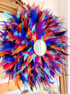 Juju Hat LE BLUE PARTY – Décoration murale en plumes multicolores avec miroir doré – Style bohème chic