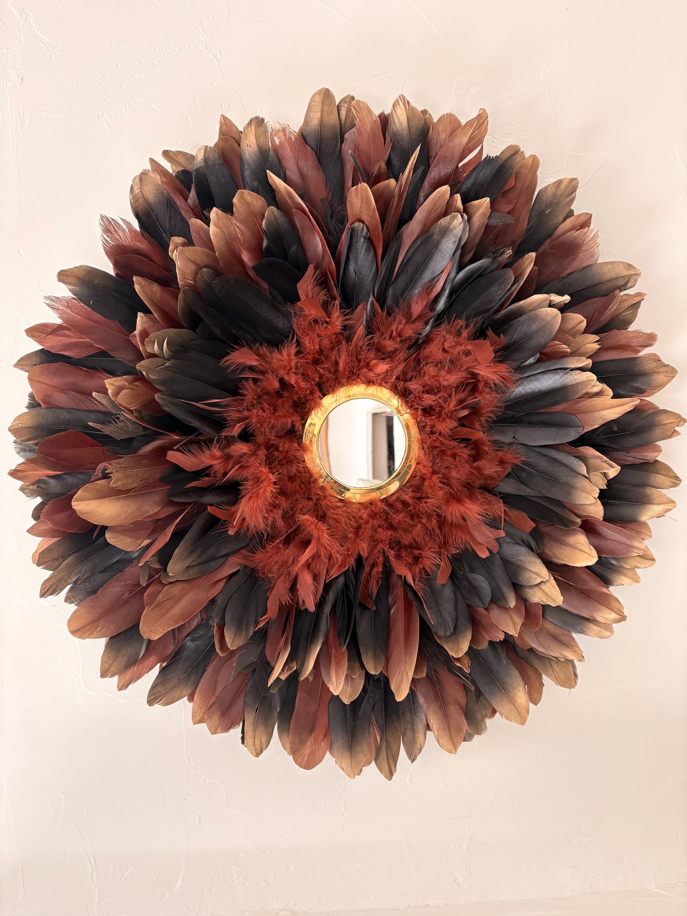 LE SIROCCO – Juju Hat marron et noir avec miroir en laiton doré, décoration murale bohème chic artisanale, plume naturelle, 50 65 80 cm