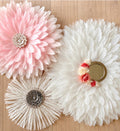 Le trio ROSE-MARINE – Décoration murale bohème chic en plumes roses et blanches | Trio Juju Hat fait main avec miroir et raphia